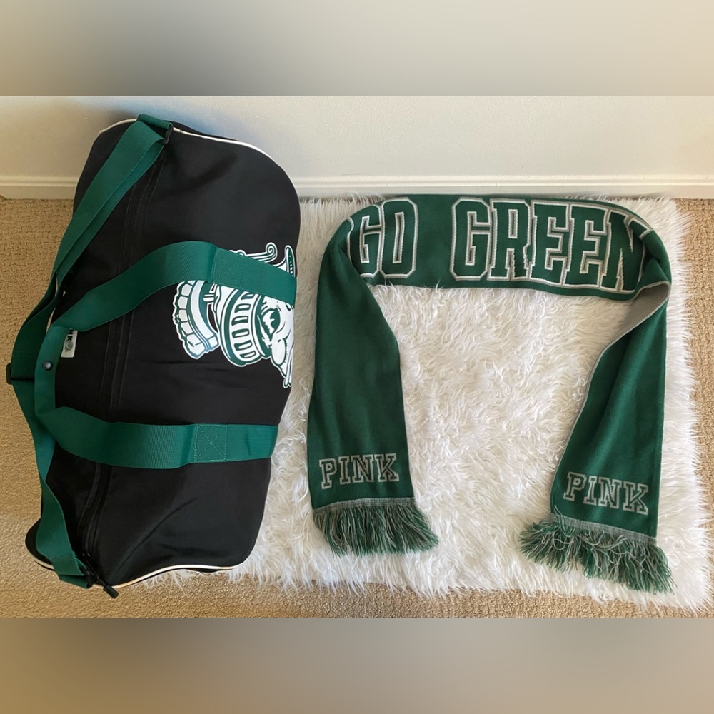 Victoria’s Secret PINK MICHIGAN STATE Large Gym Bag With Scarf